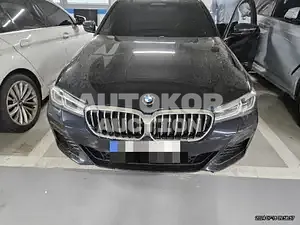 2022, BMW / 520, 32214 км., gas