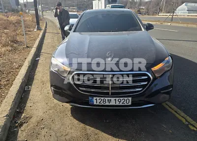 2025, Mercedes-Benz / e300, gas