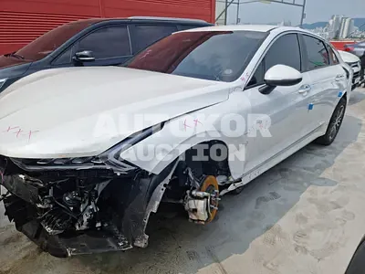 2020, Kia / K5, VIN: KNAG241ABLA070383, 26889 км., gas