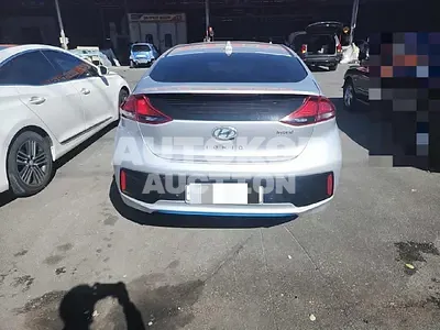 2019, Hyundai / Ioniq, VIN: KMHC851CGKU140303, 29079 км., hybrid, 1580 куб.см.