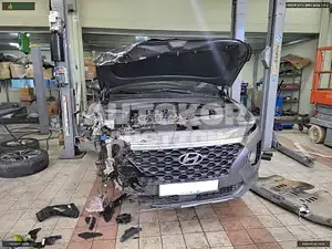 2018, Hyundai / Santa FE, VIN: KMHS381BBKU070833, diesel