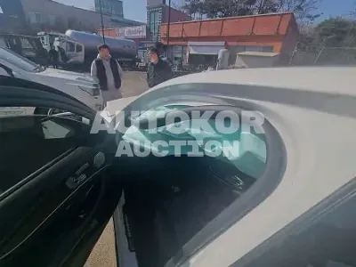 2019, Mercedes-Benz / E 300, VIN: WDDZF4JB4KA498073, 23525 км., gas
