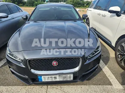 2017, Jaguar / XE, 152698 км., diesel