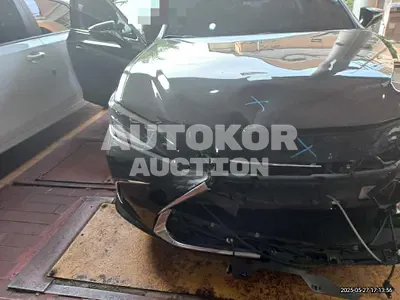 2023, Lexus / ES 300, 36803 км., hybrid