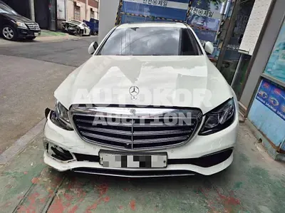 2017, Mercedes-Benz / e300, 62453 км., gas, 1991 куб.см.