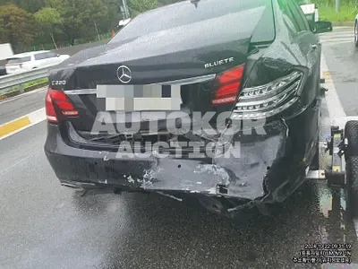 2015, Mercedes-Benz / E 220, diesel