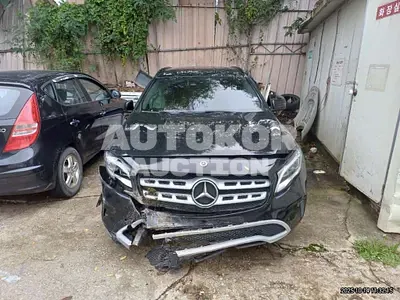 2017, Mercedes-Benz / GLA 220, 94492 км., gas