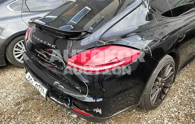 2016, Porsche / Panamera, VIN: WP0AA2975GL000761, 133496 км., gas