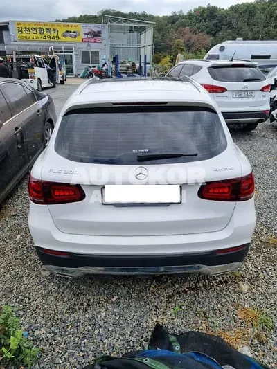 2020, Mercedes-Benz / GLC 300, VIN: WDC0G8EB2LF745722, 37187 км., gas