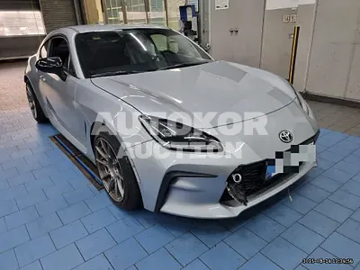 2024, Audi / R8, 8187 км., gas