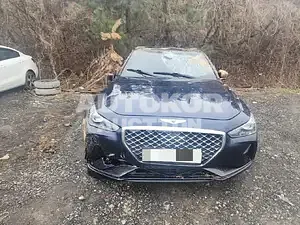 2018, Genesis / G70, gas