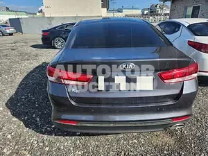 2017, Kia / K5, VIN: KNAGS411BHA144052, 56476 км., gas