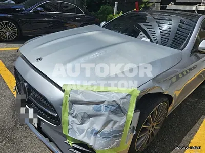 2022, Mercedes-Benz / E 350, 45572 км., hybrid