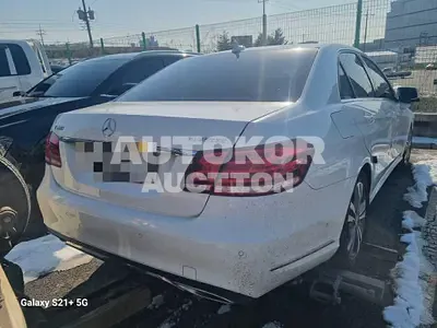 2016, Mercedes-Benz / E 220, diesel