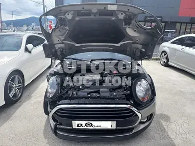 2018, MINI / Clubman, VIN: 5965WMWLN5109J2G1, gas