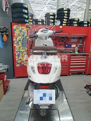 2021, BMW / 125, 1400 км., gas, 124 куб.см.