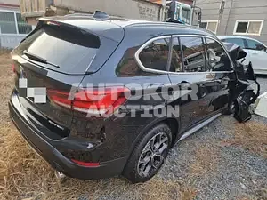 2021, BMW / 120, gas