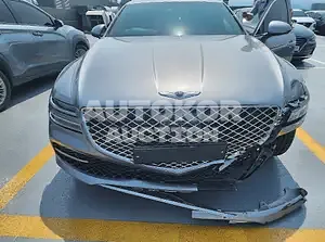 2023, Genesis / G80, 6822 км., gas, 2497 куб.см.