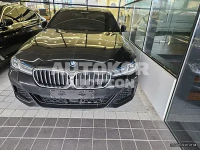 2023, BMW / 530, 56466 км., hybrid