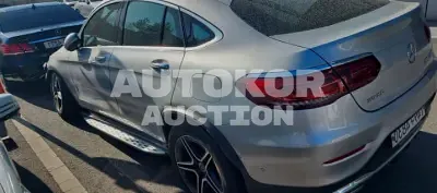 2020, Mercedes-Benz / GLC 300, VIN: W1N0J8EB5LF807856, 86113 км., gas