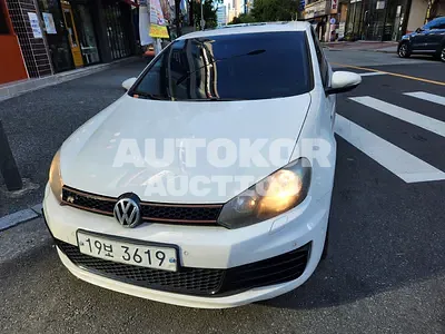 2025, Volkswagen / Golf, 315800 км., diesel