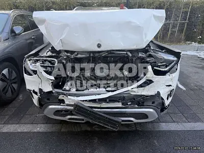 2021, Mercedes-Benz / glc300e, 75572 км., gas