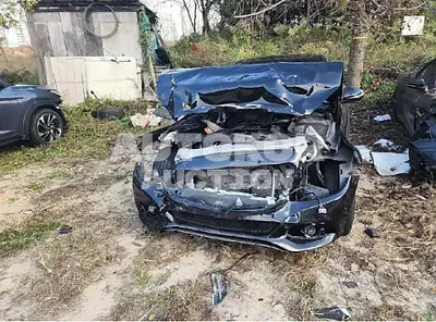 2016, Mercedes-Benz / C 200, VIN: WDDWF4CB0GF384288, gas