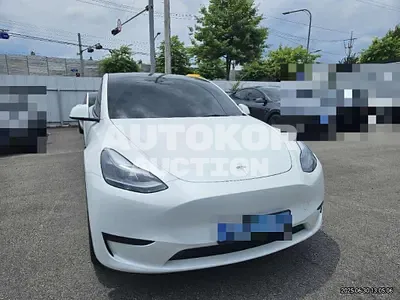 2023, Tesla / Model Y, 9236 км., electric