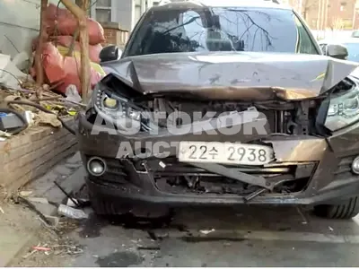 2015, Volkswagen / Tiguan, VIN: WVGZZZ5NZFW033005, 106940 км., diesel