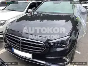 2021, Mercedes-Benz / E 300, VIN: W1KZF5EB5MA987195, hybrid