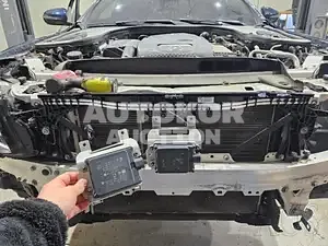 2019, Mercedes-Benz / E 300, unknown