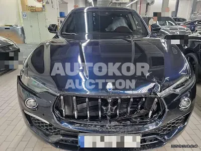 2022, Maserati / Levante, 37885 км., hybrid