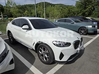 2022, BMW / X4, 17180 км., gas