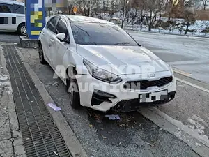 2019, BMW / Z1, 27513 км., gas