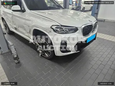 2022, BMW / X3 M, VIN: WBY41DU01NS566372, 21993 км., electric