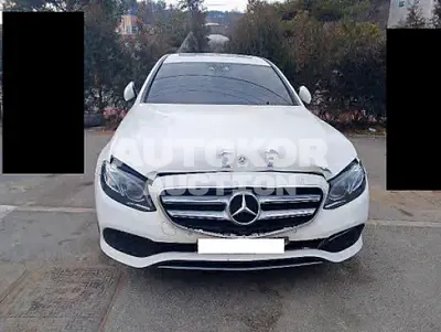 2017, Mercedes-Benz / e220, 246684 км., diesel