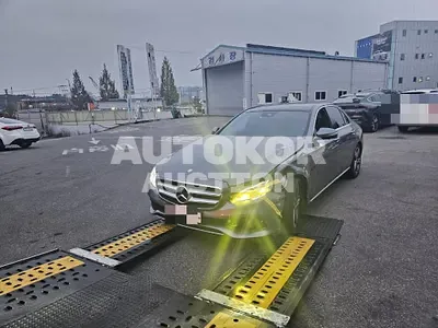 2016, Mercedes-Benz / E 300, 145000 км., gas