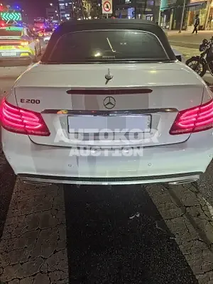 2017, Mercedes-Benz / E 200, gas