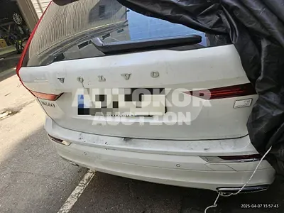 2021, Volvo / XC60, 53140 км., gas