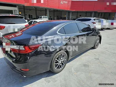 2017, Lexus / es350, 61425 км., gas