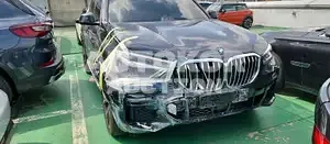 2021, BMW / 545, 14782 км., hybrid, 2998 куб.см.