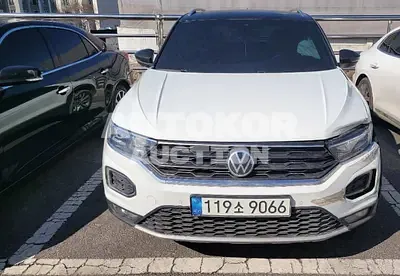 2022, Volkswagen / T-Roc, VIN: WVGZZZA1ZNV008600, 17912 км., diesel