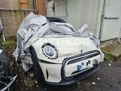 2021, MINI / Cooper, 39116 км., gas