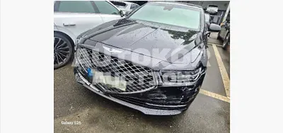 2020, Genesis / G90, 244470 км., gas, 3778 куб.см.