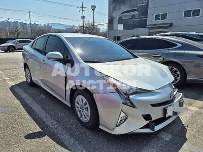 2018, Toyota / Prius, 85497 км., hybrid, 1798 куб.см.