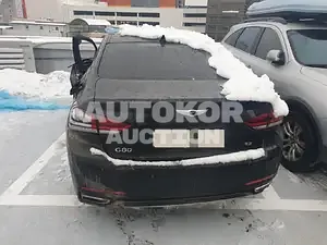 2017, Genesis / G80, 151318 км., gas, 3300 куб.см.