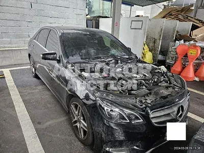 2016, Mercedes-Benz / E 350, diesel