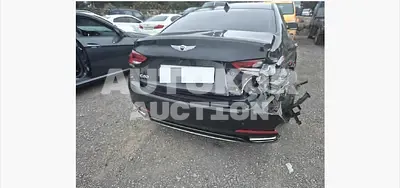 2018, Genesis / G80, 117532 км., gas, 3300 куб.см.