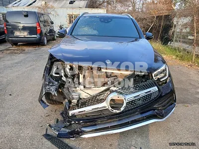 2020, Mercedes-Benz / GLC 300, 12072 км., gas