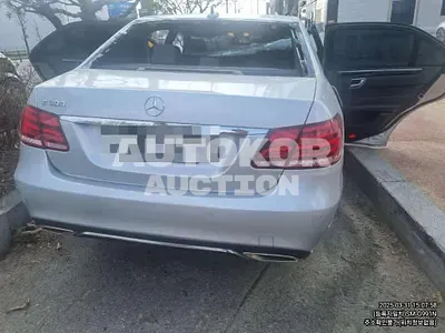 2016, Mercedes-Benz / E 200, 155714 км., gas